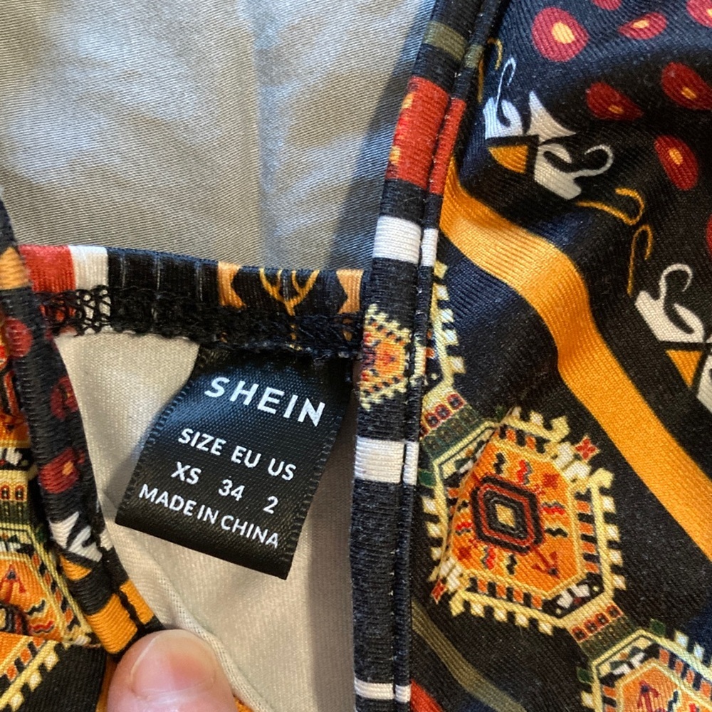 SHEIN Multicolor Patterned Bikini - Picture 2 of 6